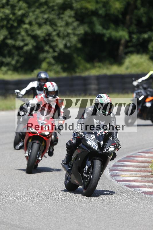 /27 12.06.2025 Ducati Schweiz Trackday Warmup  ADR/blau-bleu/2